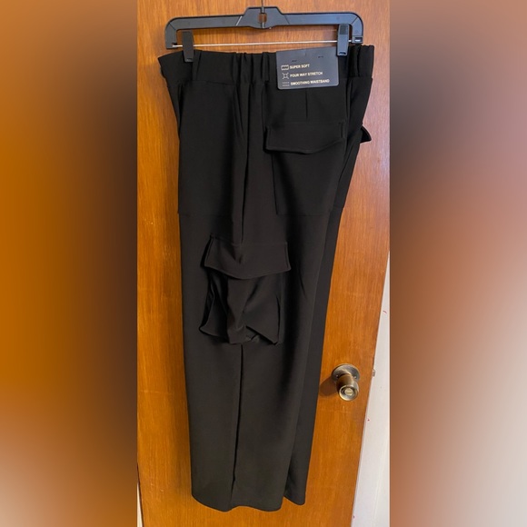 NWT SOLID BLACK SCUBA CARGO PANTS WIDE LEG size 1X - Picture 8 of 15